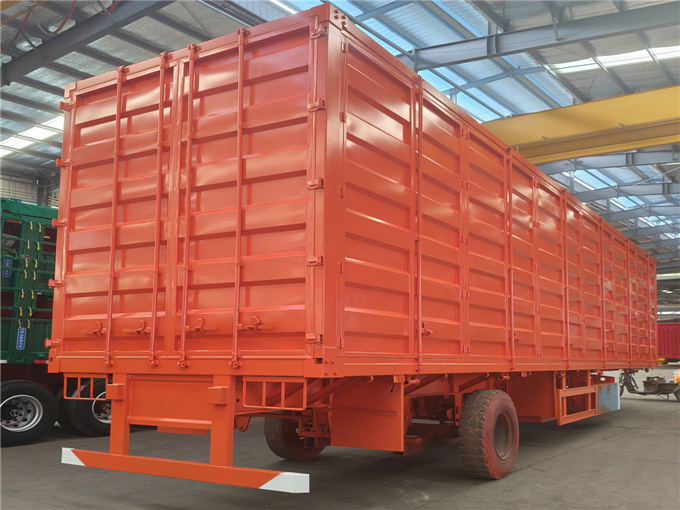 自卸半掛車(chē)