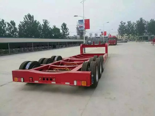 低平板半掛車(chē)